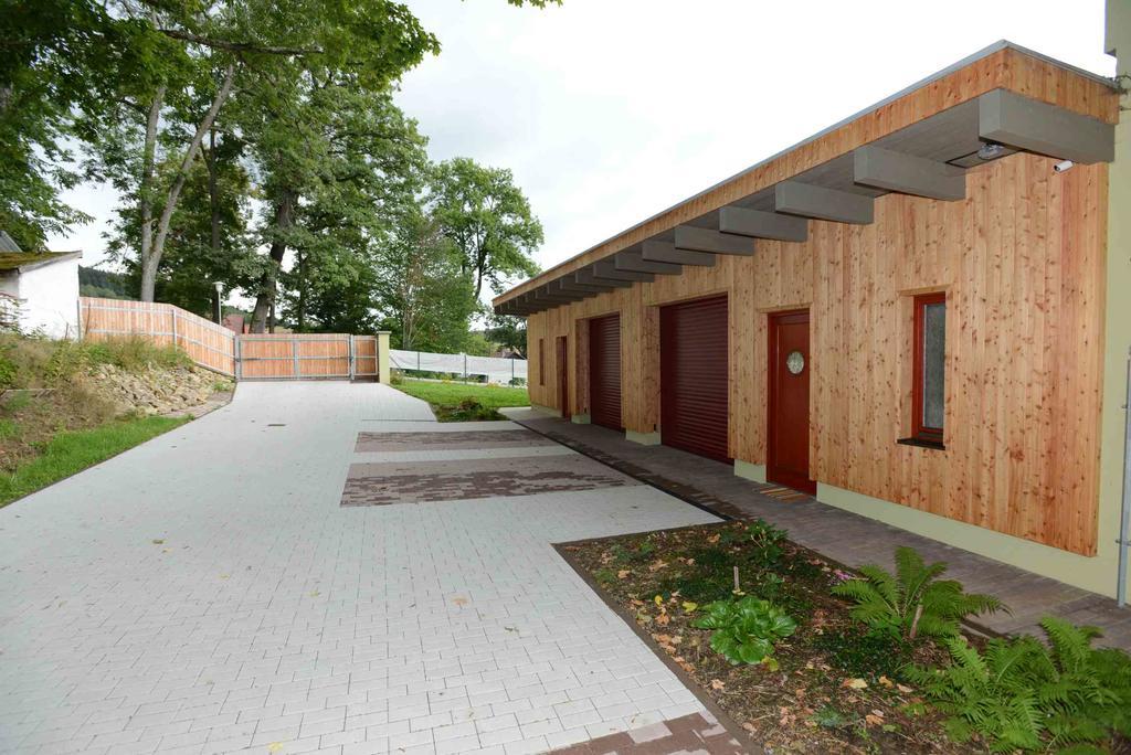 Apartmány Modřínový Dům Horní Planá Exterior foto